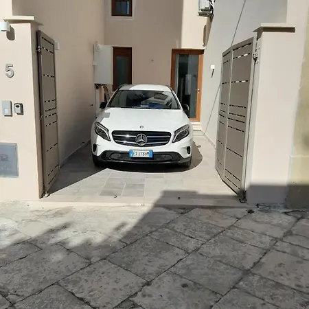Bed Casa Via Gallipoli - Corte Bari Holiday home Brindisi
