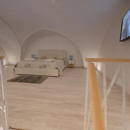 Bed Casa Via Gallipoli - Corte Bari Holiday home *
