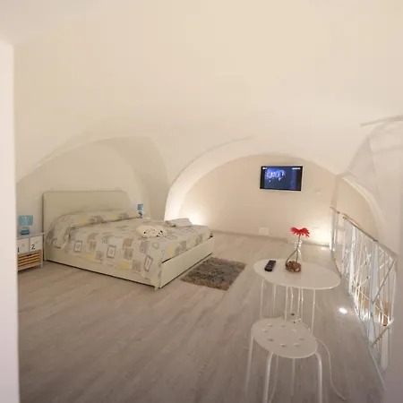 Bed Casa Via Gallipoli - Corte Bari Holiday home