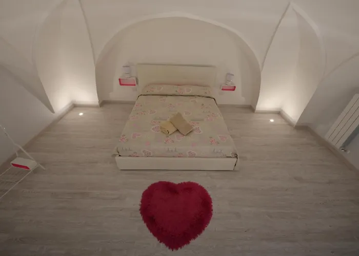Bed Casa Via Gallipoli - Corte Bari Tatil Evi